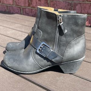 Softspots Saffron Black Leather Ankle Bootie